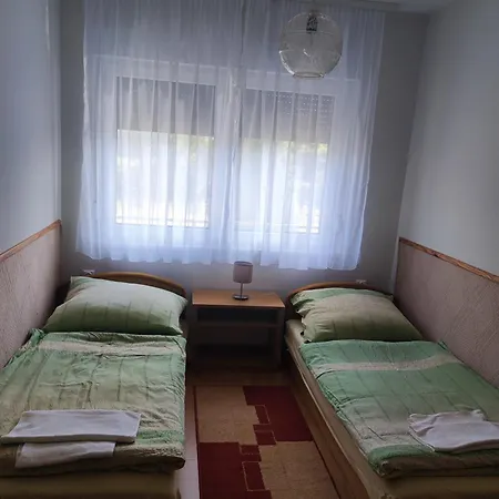 Nyaraló Loki Vendeghaz Vonyarcvashegy