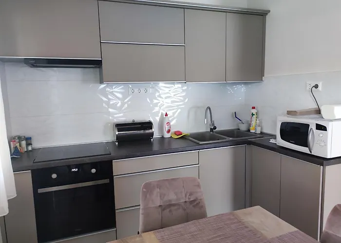 Loki Vendeghaz Feriehus Vonyarcvashegy